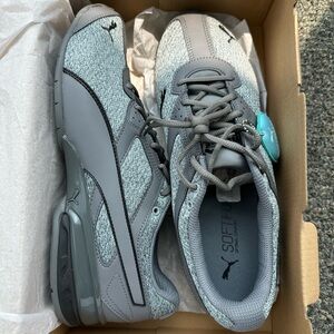 Puma SoftFoam Gray Sneakers